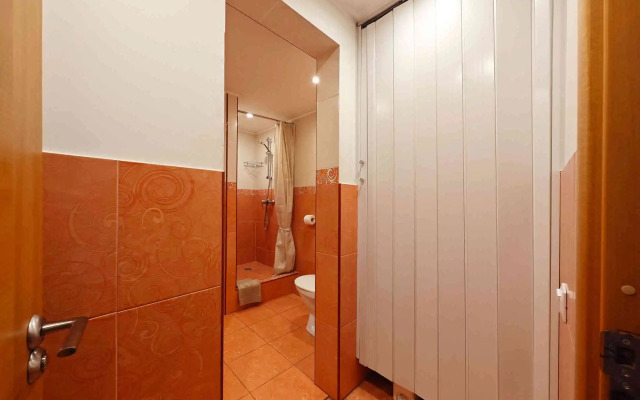 Апартаменты Невский 18 Николь и Мишель 1