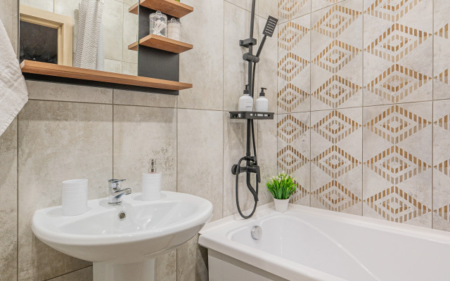 Квартира Однокомнатная Краснолесья  96