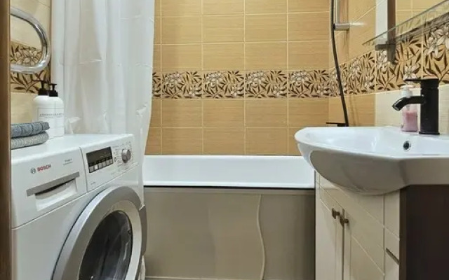Dvukhkomnatnaya Na Sverdlova Vozle Okeana Flat