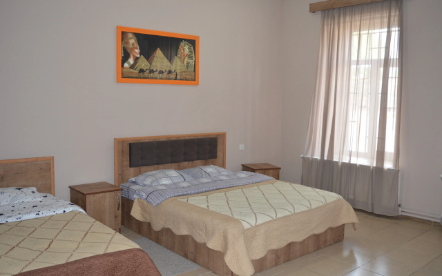 Hotel IDEAL