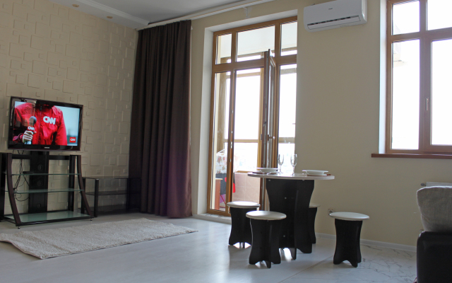 Na Bakinskoy Apartments