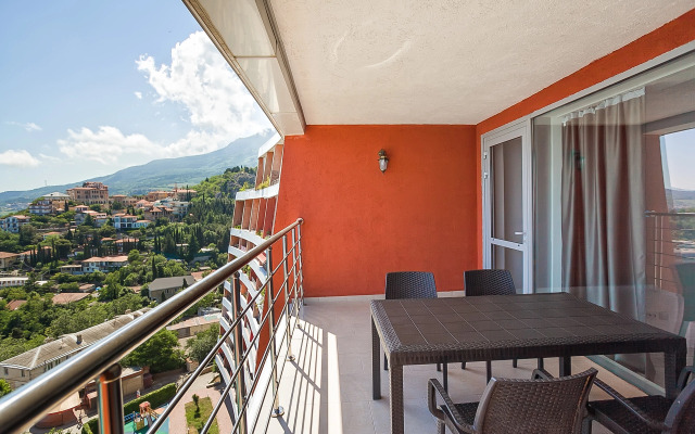 Апартаменты 180В Люкс с видом на море