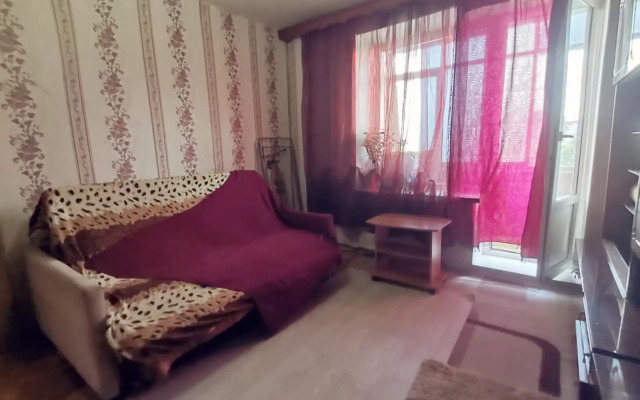 Na Zhukova Apartments