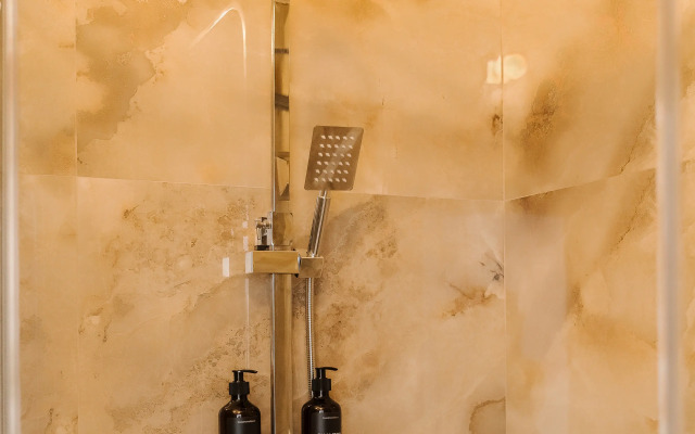 Апартаменты с Новым ремонтом в 300 Метрах от Эрмитажа и Бесплатной Парковкой в Части Владимирского Дворца