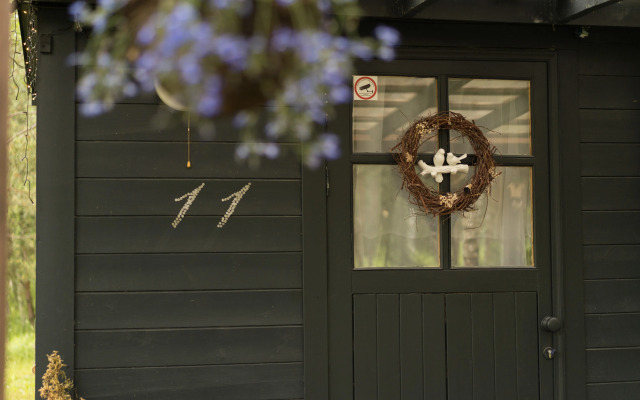 TinyDacha Mozhzhevelnik Glamping
