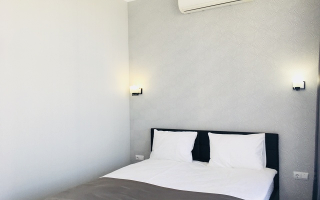 Na Bulvare Nadezhd 6/2 Apartments
