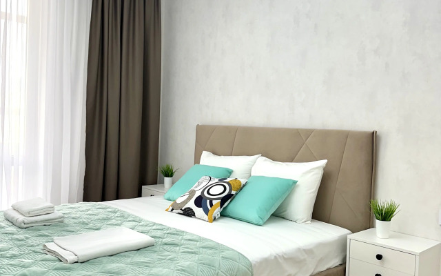 Yevro-Trekhkomnatnye Apartments