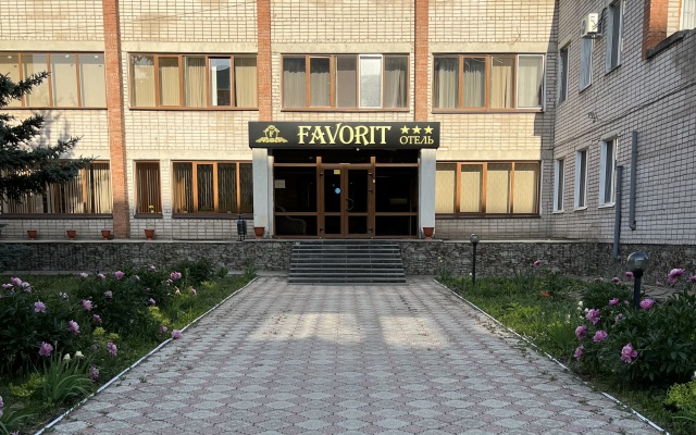 Favorit Hotel