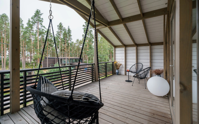 Частный дом пространства три тома у Финского залива