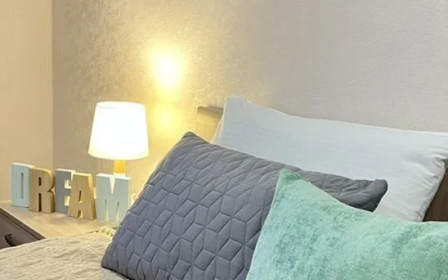 Na ulitse Yeleny Kolesovoy, 26B Flat
