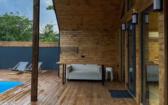 Частный дом Barn-House у леса с бассейном и банным чаном