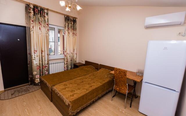 On Kramskoy Street Guest House