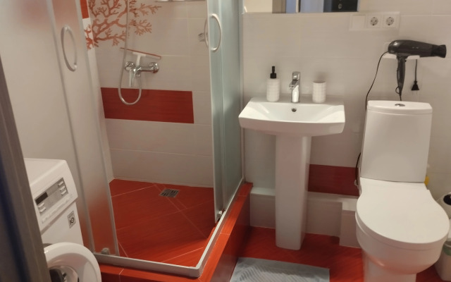 Na Ulitse Podvoyskogo 68 Flat