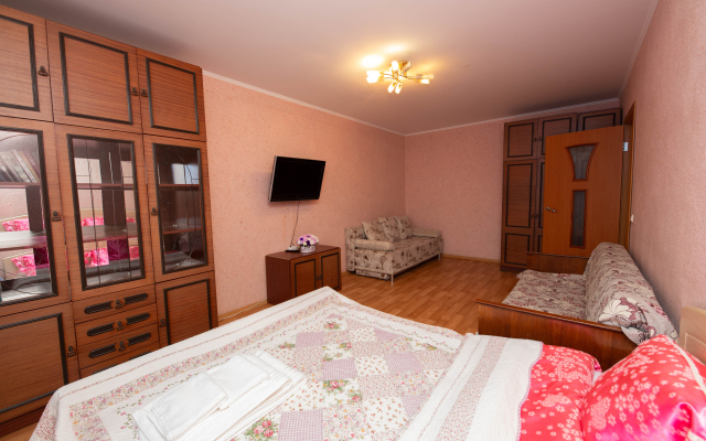 Квартира 1 комнатная квартира улица Республики 92