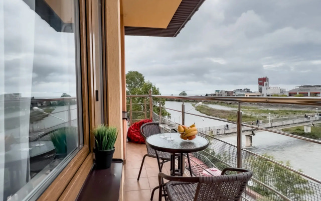 U Morya Ulitsa Naberezhnaya Apartments