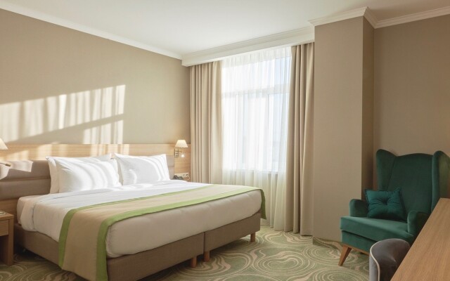 45 Parallel Hotel