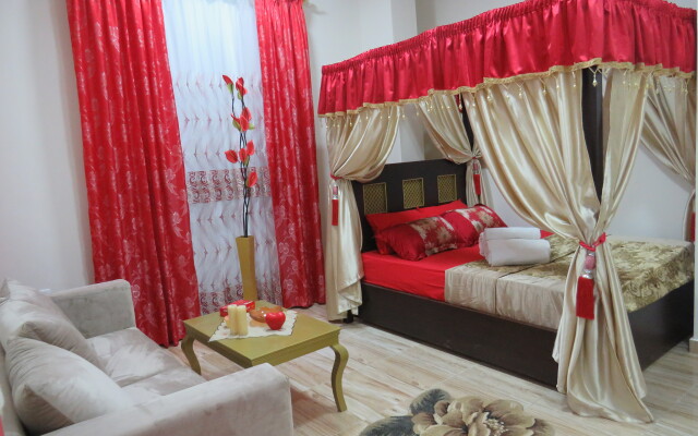 Yin Yang Ryadom S Morem RedSeaLine Apartments