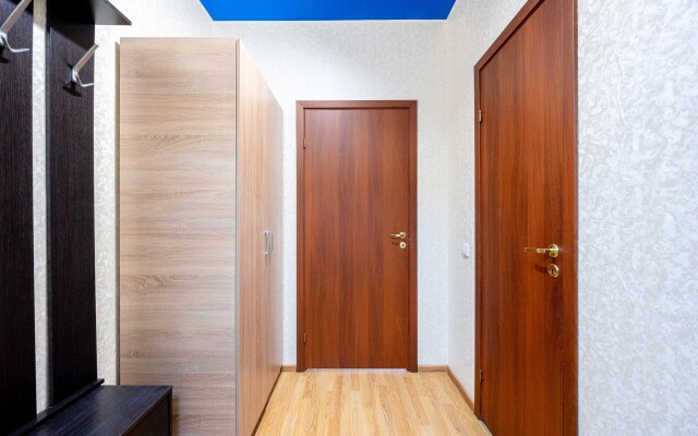 Квартира Охтинская аллея 4