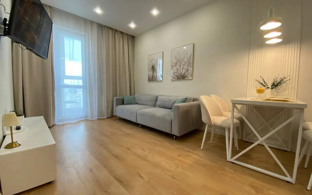 Krasivaya Yevro-2 u Vyezda Na M-2 Flat