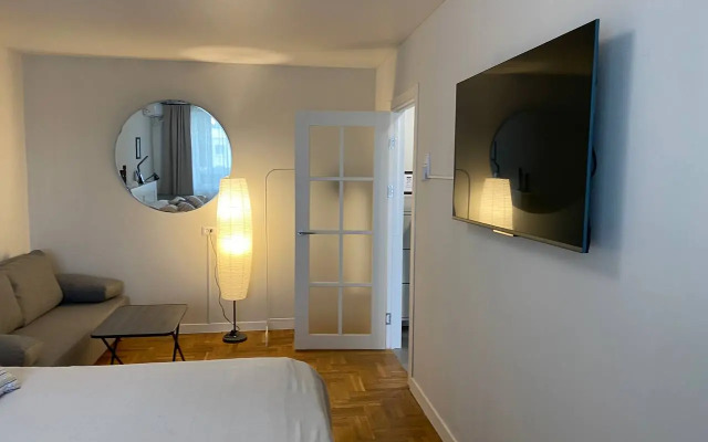 Sovremenny Uyut v Tsentre Minska Flat
