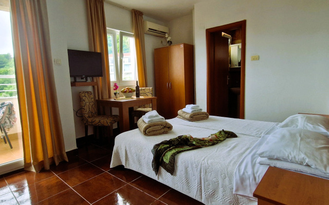 Evropa Lux Apartments