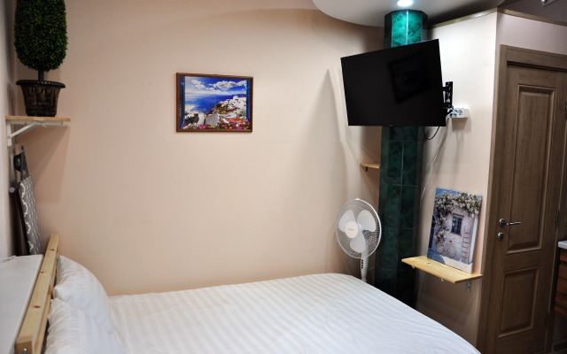 Studiya 12 metrov Apartment