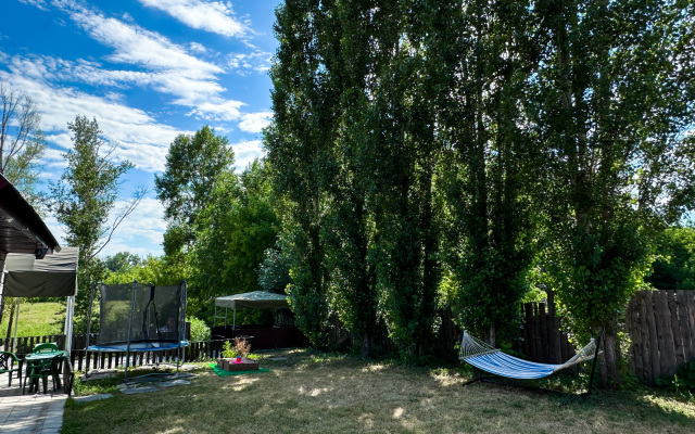 Nikolaevskiy Guest House