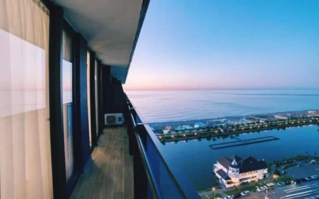 Апарт-отель Artemida Sea View Batumi Orbi City