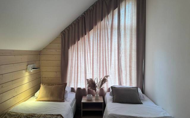 Grinforest G33 Private House