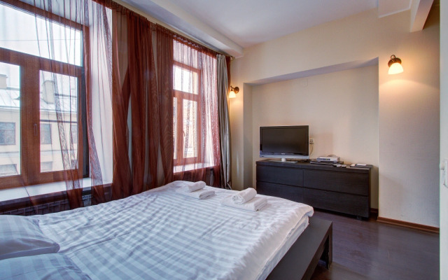 Апартаменты СТН Апартаменты на Невском 60