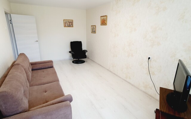Na Solnechnoy 1 Apartments