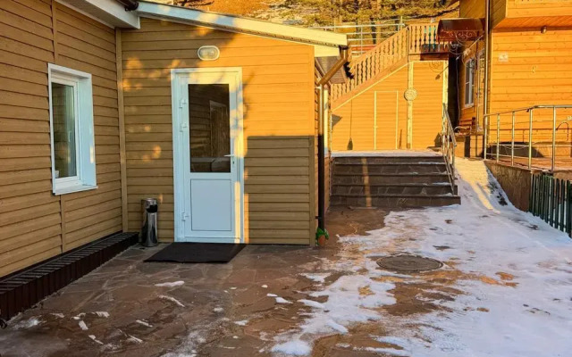 Na Beregu Baykala Guest House