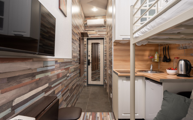 Апартаменты Уютные в Историческом Центре Города Happy Rooms Zverinskaya для 3-х Гостей