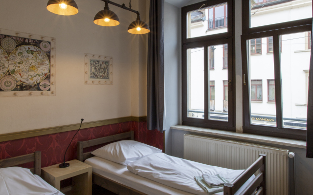 Hostel Mondpalast