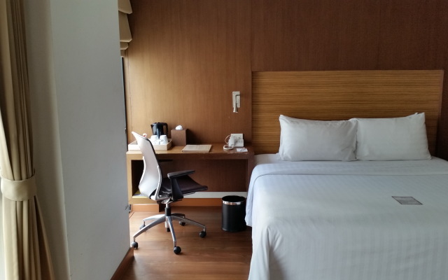 Sacha's Uno Hotel