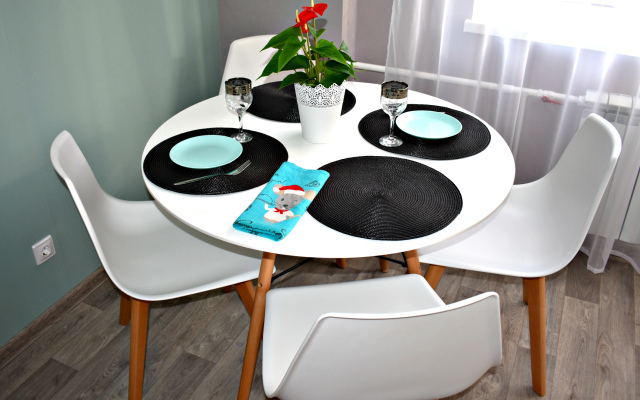 Na prospekte Deriglazova 21 Flat