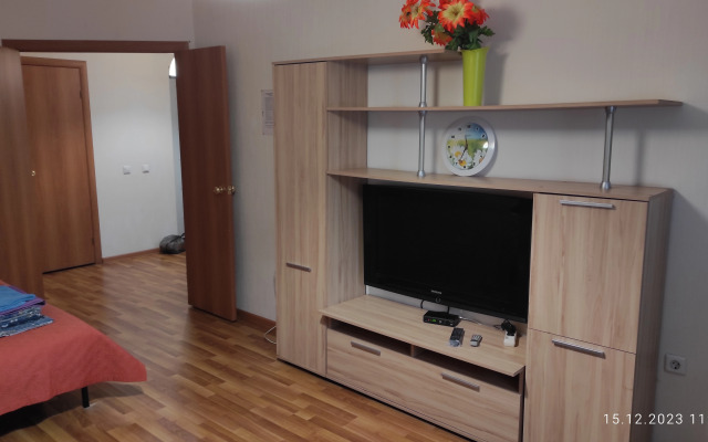 Baturinskaya 159/78  Flat 1