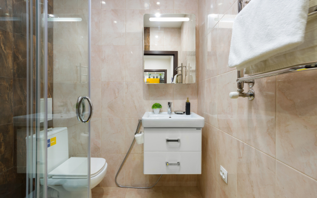 Raidas na Oranzhereynoy 21-1 Flat
