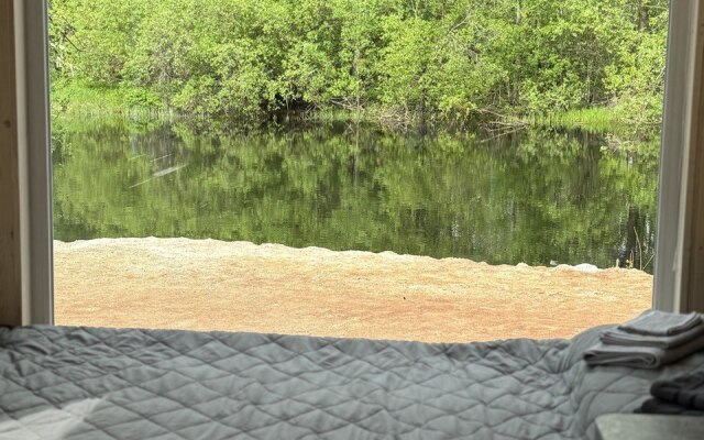 Glamping By River Private house