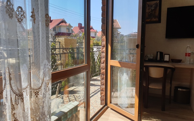 Celentano Mini-Hotel