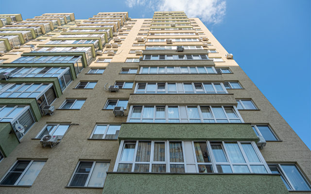 Monro Flat