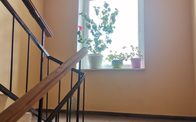 Dvuhkomnatnaya Na Tikhoy U Parka Yunost Flat