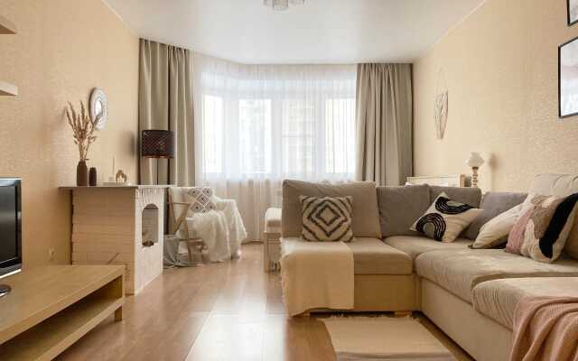 Квартира на 8 Марта 173