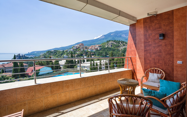 Familiya Elit Apartments 1