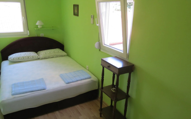 Sanja Apartments