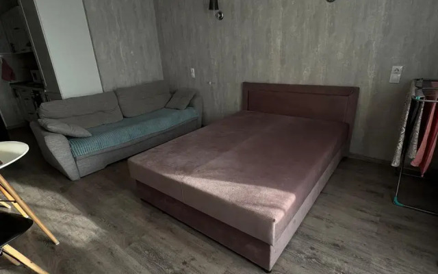 Studiya, Zaparina 111, 9 Etazh Flat
