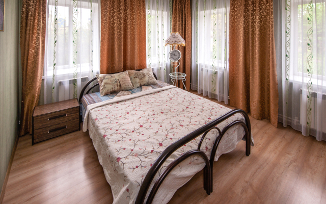 Chastny Dom Otdelny Dom U Morya Privte House