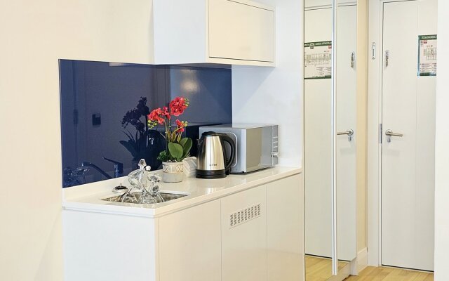 BA04 Homerent @ Orbi City D1 Apartments