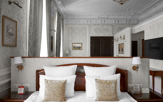 Ekaterina Hotel