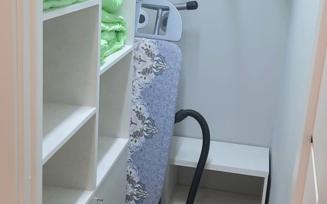 Квартира Двухкомнатная на Александрова 18